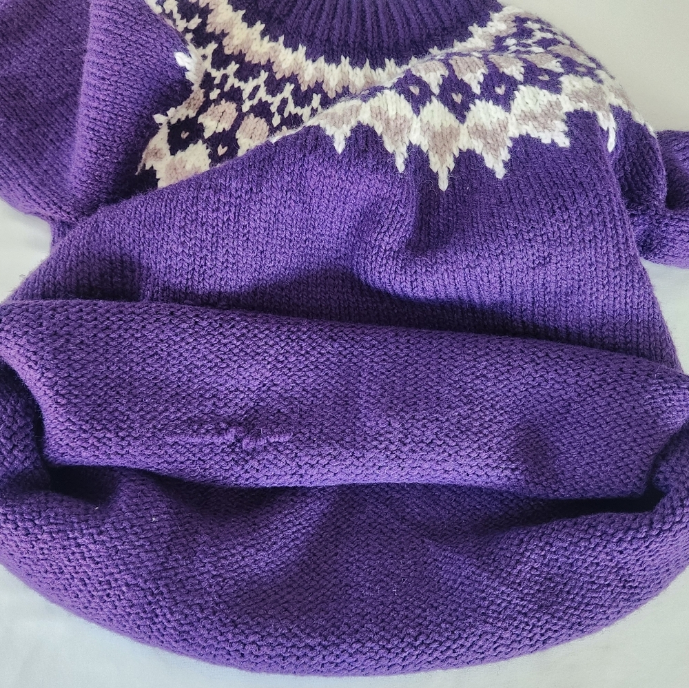 Hand-Knit Icelandic-style Nordic Yoke Sweater Fairisle Sweater ❄️ - Picture 10 of 12